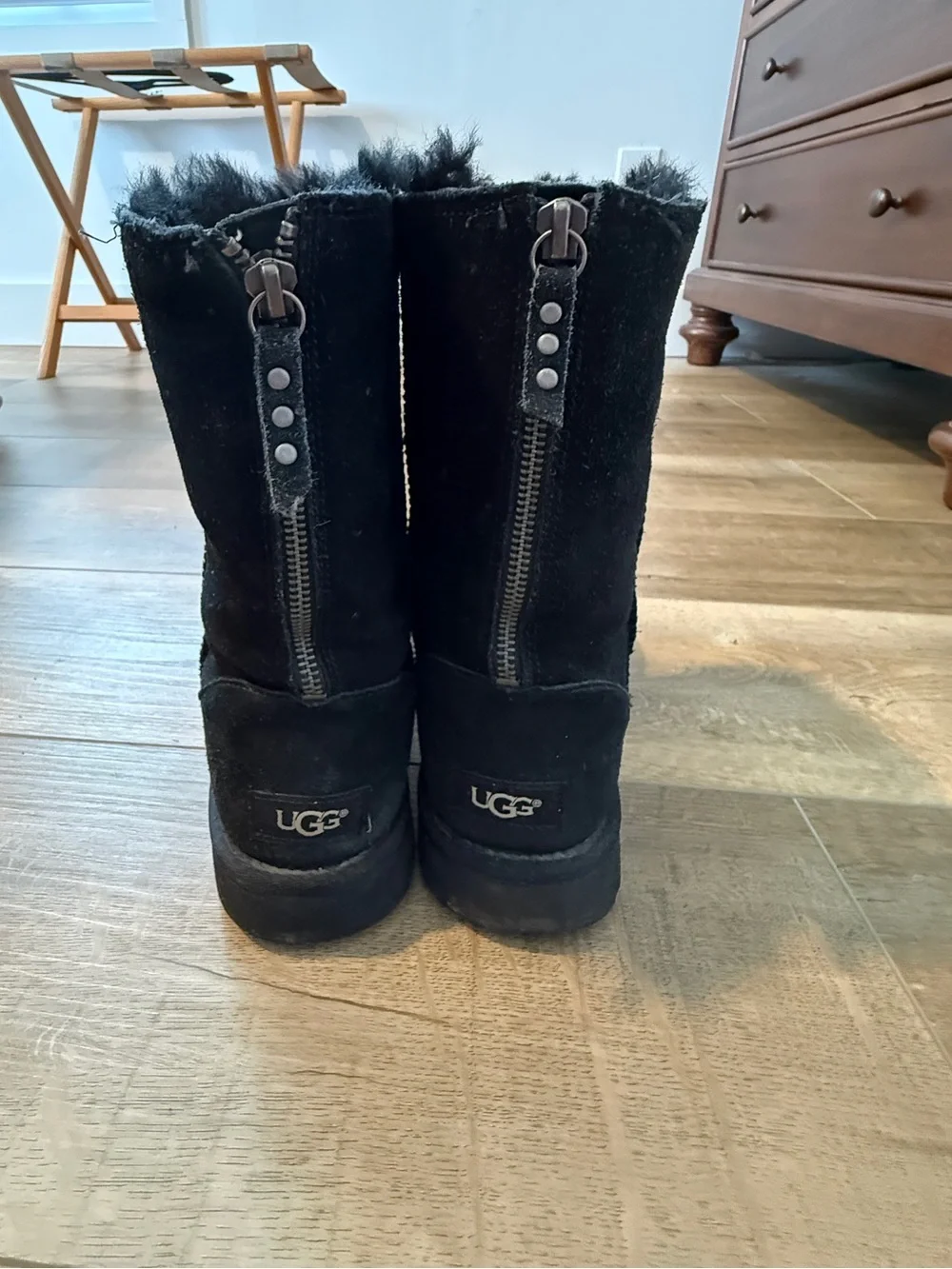 UGG Black Mid-Calf Shearling Suede Winter Boots, Size 9